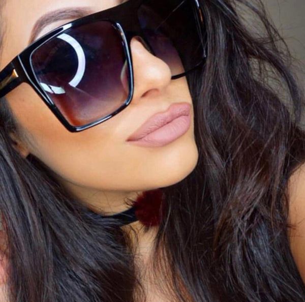 Oversized "Eva" sunglasses in Black or Brown - The Glitzy Shop